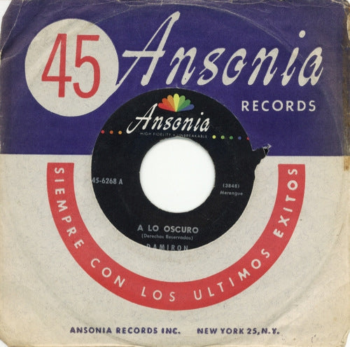 Damiron Y Su Ritmo - A Lo Oscuro Vinyl Singles Vinyl Zeer Goed / Hoesje Generic "VINYLSINGLES.NL"