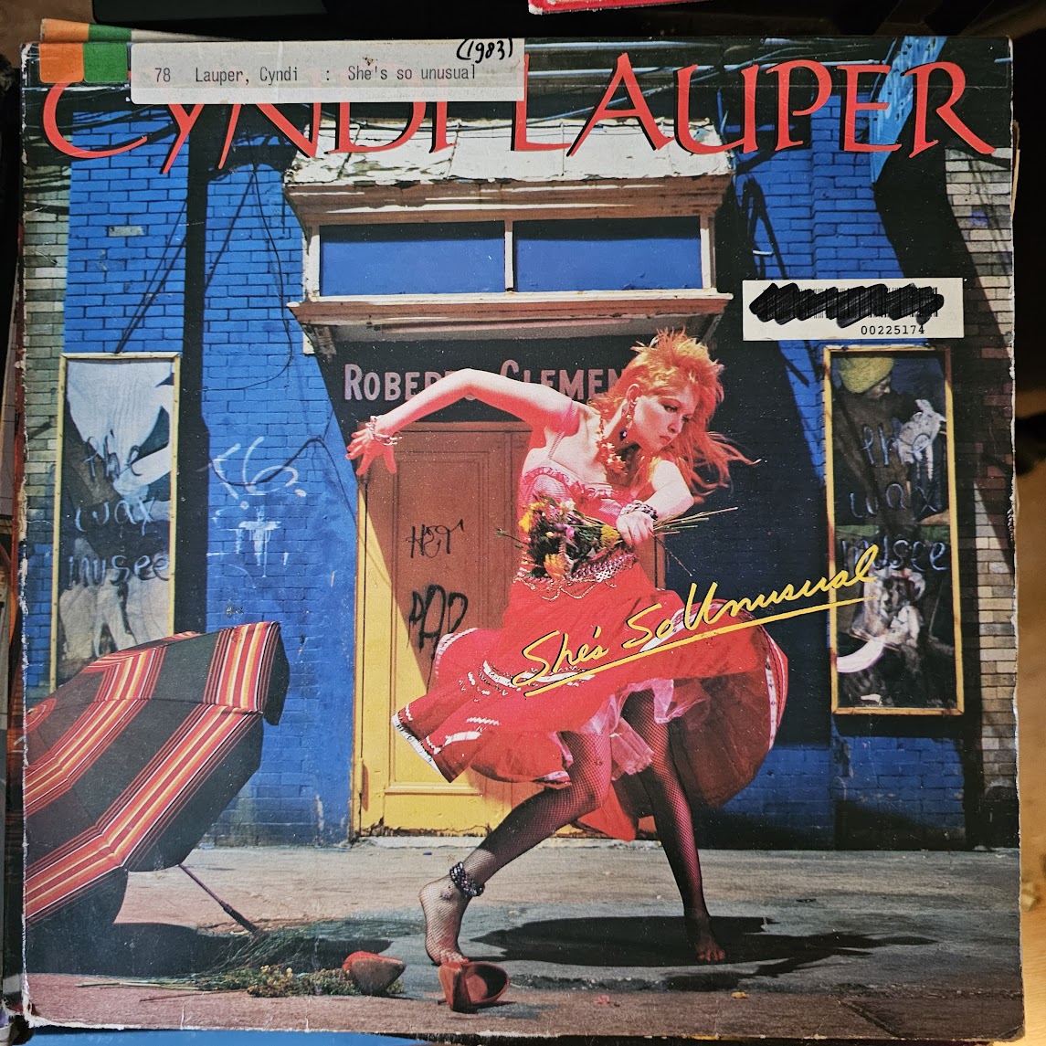 Cyndi Lauper - She's So Unusual (LP) 51877 Vinyl LP Vinyl Goed / Hoes Zie Foto