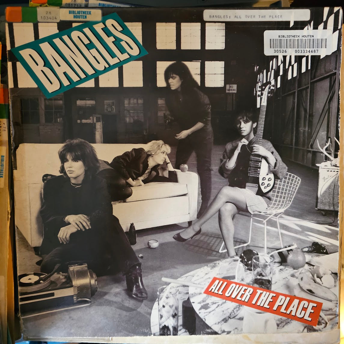 Bangles - All Over The Place (LP)b Vinyl LP Media VG+ / Sleeve Zie Foto "VINYLSINGLES.NL"