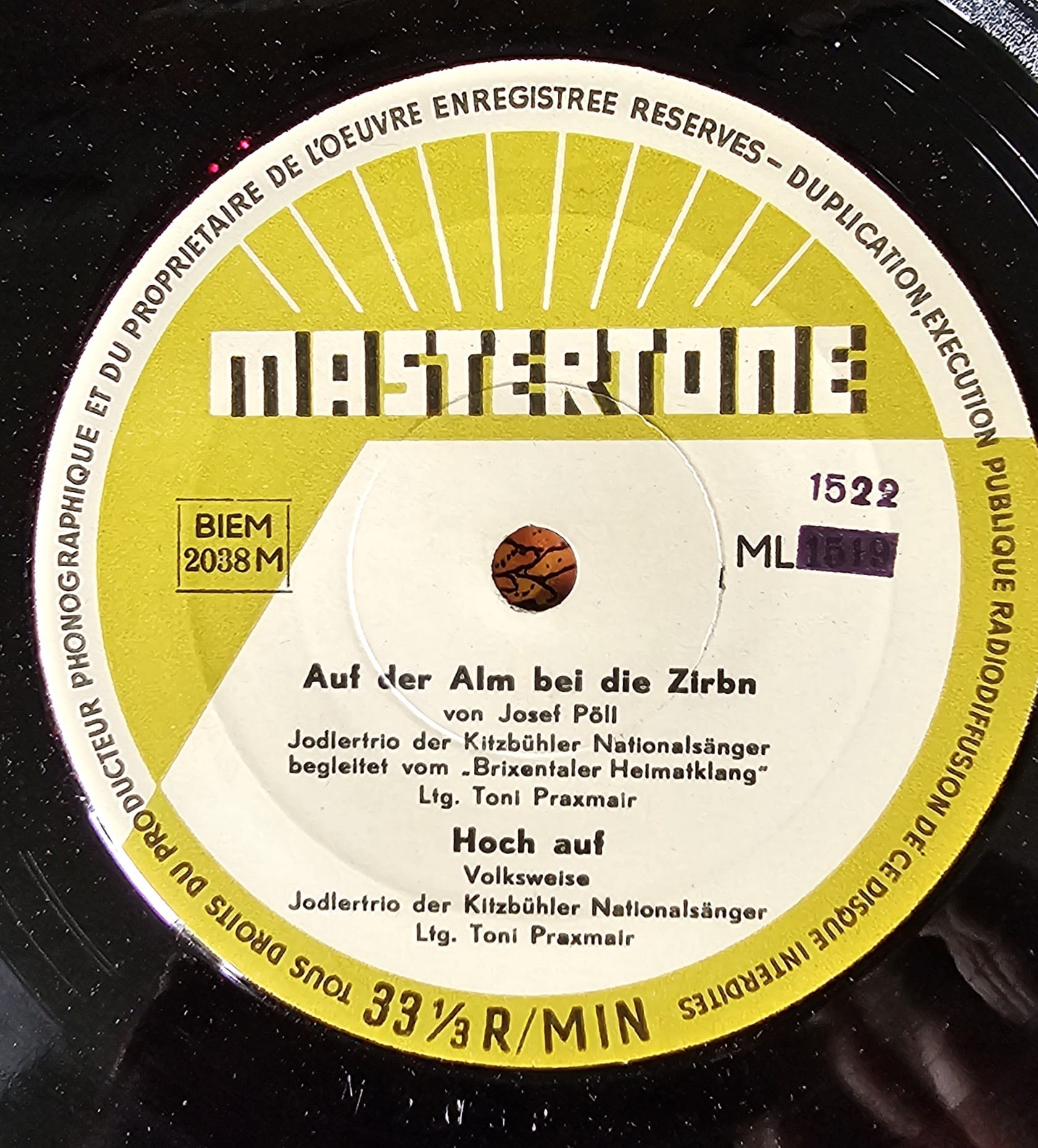 Jodeltrio der Kitzbühler Nationalsänger - Auf Der Alm Bei Die Zirbn 42351 Vinyl Singles EP Vinyl Goed / Hoes Goed