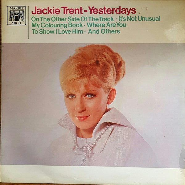 Jackie Trent - Yesterdays (LP) 49166 Vinyl LP Vinyl Goed / Hoes Goed