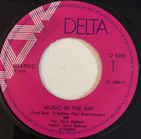 US - Music In The Air 37677 Vinyl Singles Vinyl Goed / Hoes Generic