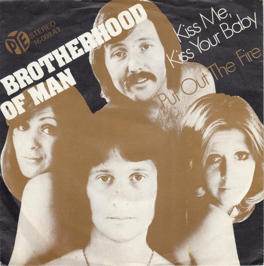 Brotherhood Of Man - Kiss Me Kiss Your Baby 18132 Vinyl Singles Vinyl Goed / Hoes Goed