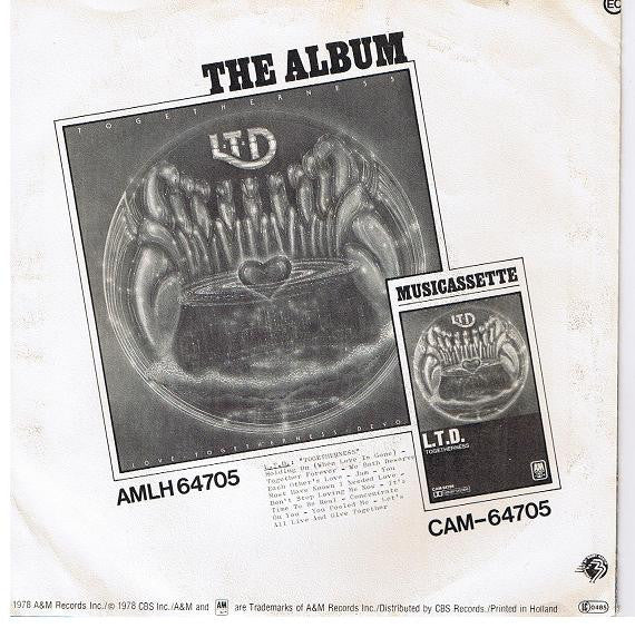 L.T.D. - Holding On 31258 Vinyl Singles Vinyl Goed / Hoes Goed