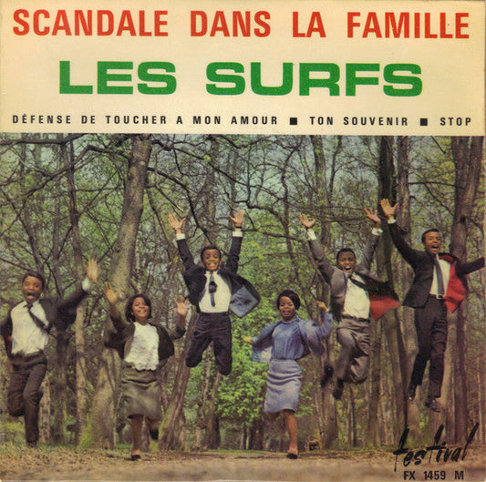 Les Surfs - Scandale Dans la Famille 33335 Vinyl Singles EP Vinyl Goed / Hoes Goed
