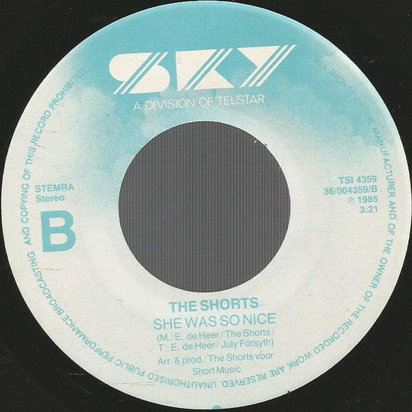Shorts - Sie war so schön 14794