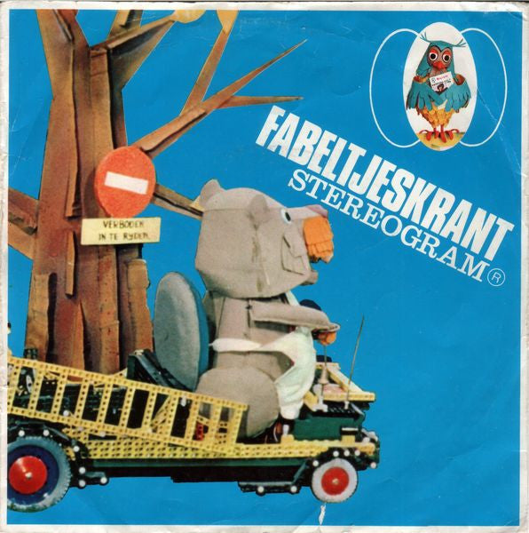 Fabeltjeskrant - Stoffel is not allowed to drive through
