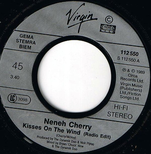 Neneh Cherry - Kisses 17766 Vinyl Singles Vinyl Goed / Hoes Goed