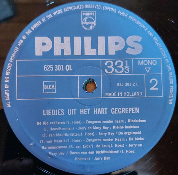 Zangeres Zonder Naam en Jerry En Mary Bey - Liedjes Uit Het Hart Gegrepen (LP) 42725 Vinyl LP Vinyl Goed / Hoes Goed