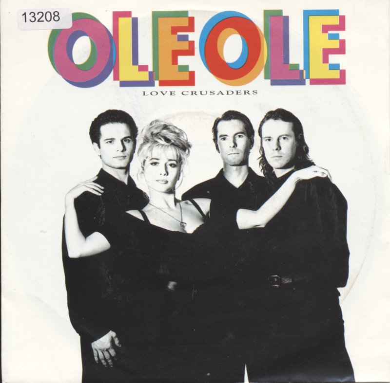Love Crusaders - Ole Ole 13208 Vinyl Singles Vinyl Goed / Hoes Goed
