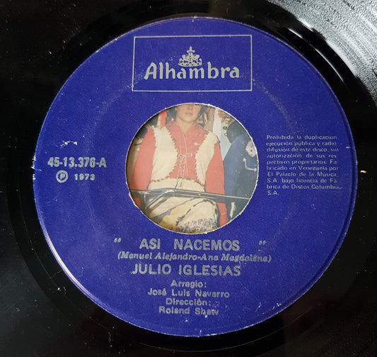 Julio Iglesias - Asi Nacemos 21434 Vinyl Singles Vinyl Goed / Hoes Generic