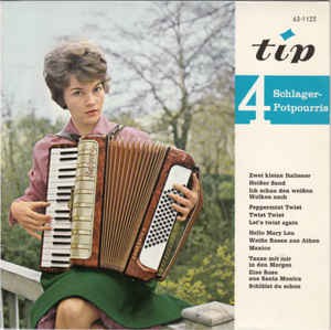 Akkordeon-Ensemble Adie Von Zunder - 4 Schlager-Potpourris Vinyl Singles EP Vinyl Zeer Goed / Hoesje Goed "VINYLSINGLES.NL"