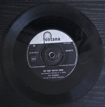 Piet Sybrandy – Das raue Holzkreuz 06364