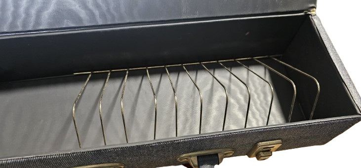 Cassettebandjes Koffer – Grijs – Vintage – In Goede Staat Accessoires Goede Staat