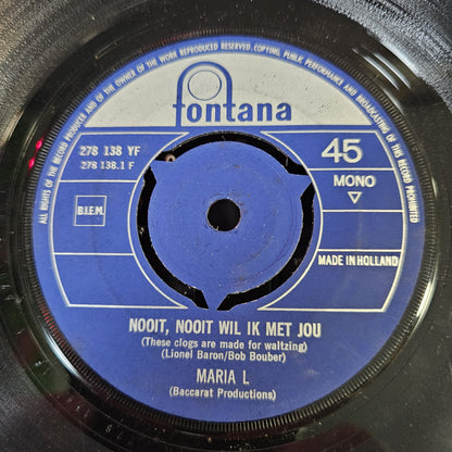 Maria Lindes - Nooit, Nooit Wil Ik Met Jou 41066 Vinyl Singles Vinyl Goed / Hoes Generic