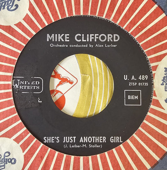 Mike Clifford - Close To Cathy 42497 Vinyl Singles Vinyl Goed / Hoes Generic