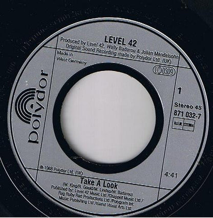 Level 42 - Take A Look Vinyl Singles Vinyl Goed / Hoes Goed