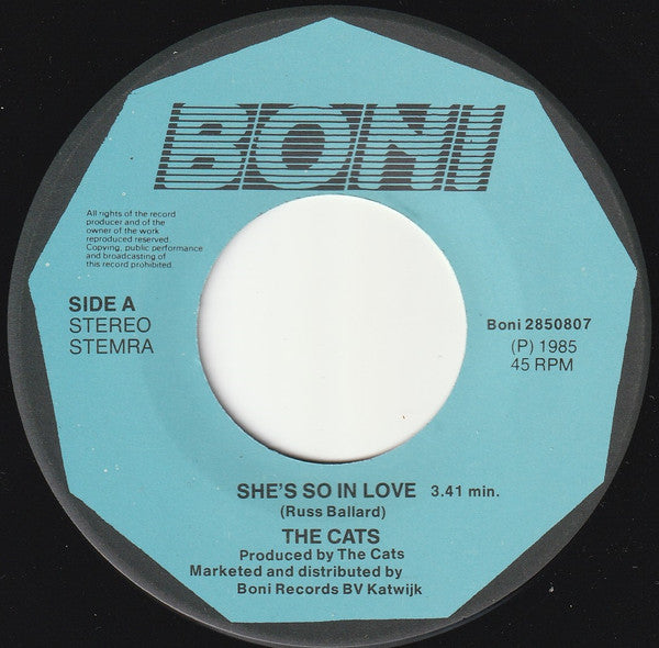 Cats - She's So In Love 40530 Vinyl Singles Vinyl Zeer Goed / Hoesje Goed "VINYLSINGLES.NL"
