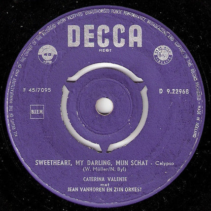 Caterina Valente - Sweetheart My Darling. Mijn Schat 05215 Vinyl Singles Vinyl Zeer Goed / Hoesje Generic "VINYLSINGLES.NL"