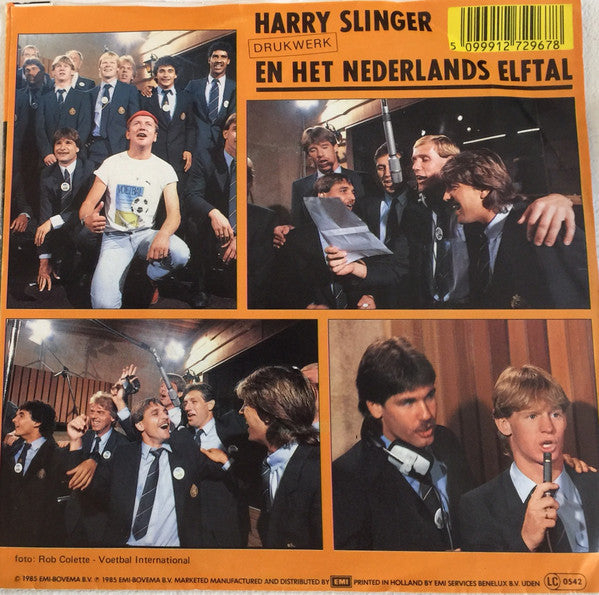 Harry Slinger und die niederländische Nationalmannschaft – Es ist wieder schön entlang der Linie 23430
