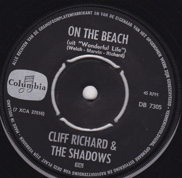 Cliff Richard & The Shadows - On The Beach 40589 Vinyl Singles Vinyl Goed / Hoes Generic