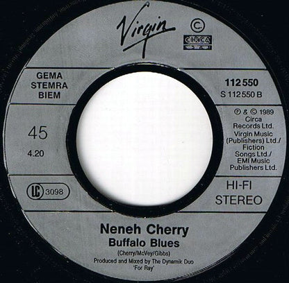 Neneh Cherry - Kisses 17766 Vinyl Singles Vinyl Goed / Hoes Goed