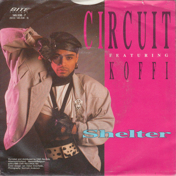 Rennstrecke mit Koffi – Shelter 22644