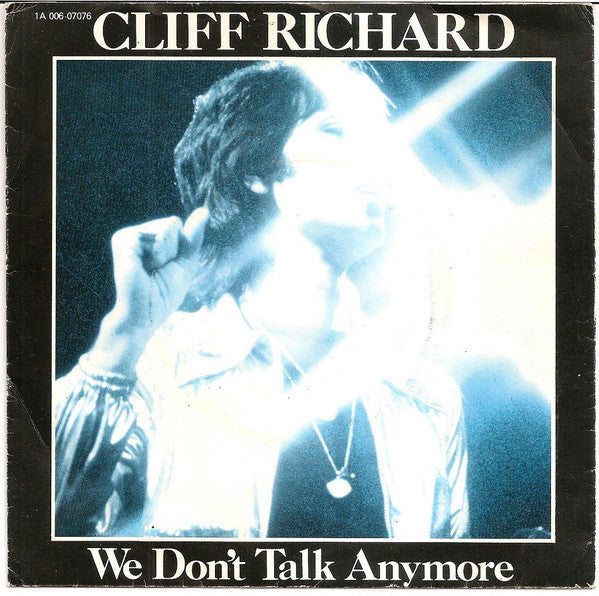 Cliff Richard - We Don't Talk Anymore 41626 Vinyl Singles Vinyl Zeer Goed / Hoesje Goed "VINYLSINGLES.NL"