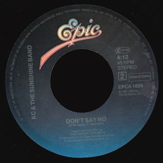 KC & The Sunshine Band - Love Me 41294 Vinyl Singles Vinyl Goed / Hoes Generic