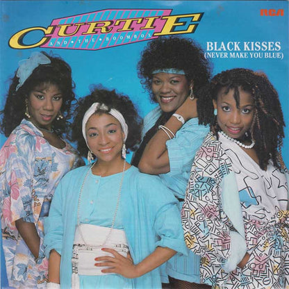 Curtie And The Boombox - Black Kisses 30488 Vinyl Singles Vinyl Zeer Goed / Hoesje Goed "VINYLSINGLES.NL"