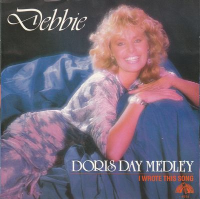 Debbie - Doris Day Medley Vinyl Singles Vinyl Zeer Goed / Hoesje Goed "VINYLSINGLES.NL"