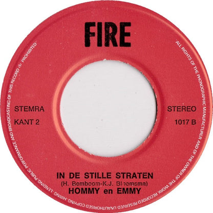 Hommy En Emmy ‎- Bij Een Bloemenkraam Vinyl Singles Vinyl Zeer Goed / Hoesje Goed "VINYLSINGLES.NL"