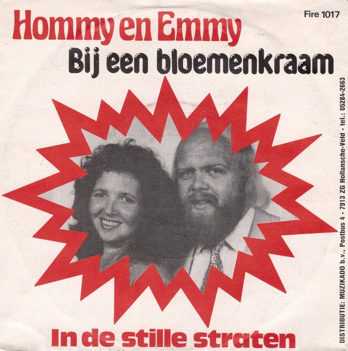 Hommy En Emmy ‎- Bij Een Bloemenkraam Vinyl Singles Vinyl Zeer Goed / Hoesje Goed "VINYLSINGLES.NL"