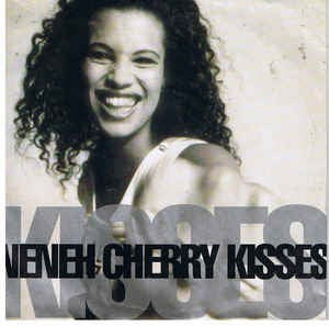 Neneh Cherry - Kisses 17766 Vinyl Singles Vinyl Goed / Hoes Goed