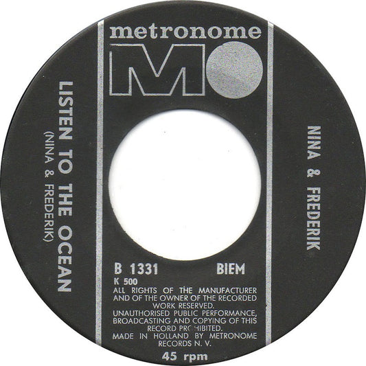 Nina & Frederik - Listen To The Ocean 42838 Vinyl Singles Vinyl Goed / Hoes Goed