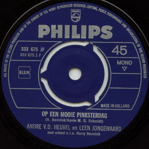 Andre van de Heuvel En Leen Jongewaard - Op Een Mooie Pinksterdag Vinyl Singles Vinyl Zeer Goed / Hoesje Generic "VINYLSINGLES.NL"