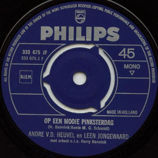 Andre van de Heuvel En Leen Jongewaard - Op Een Mooie Pinksterdag Vinyl Singles Vinyl Zeer Goed / Hoesje Generic "VINYLSINGLES.NL"