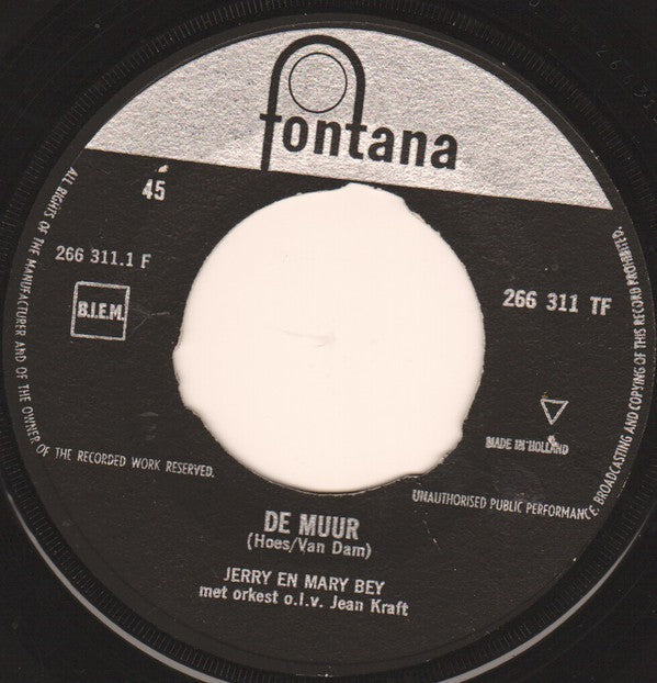 Jerry und Mary Bey – The Wall 05484