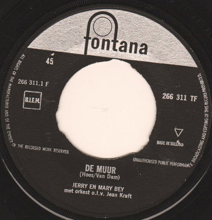 Jerry und Mary Bey – The Wall 05484