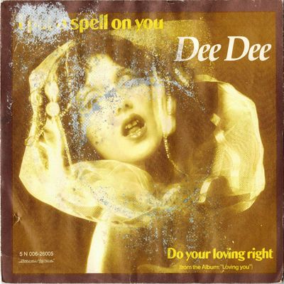 Dee Dee - I Put A Spell On You Vinyl Singles Media VG+ / Sleeve Sticker(tje) "VINYLSINGLES.NL"